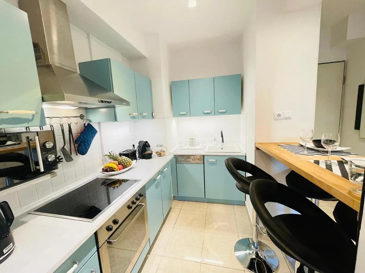 Peony Hollo Apartment - Free Garage Under The House Βουδαπέστη