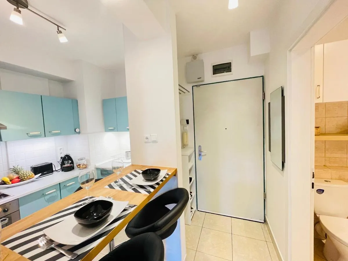 Peony Hollo Apartment - Free Garage Under The House Βουδαπέστη
