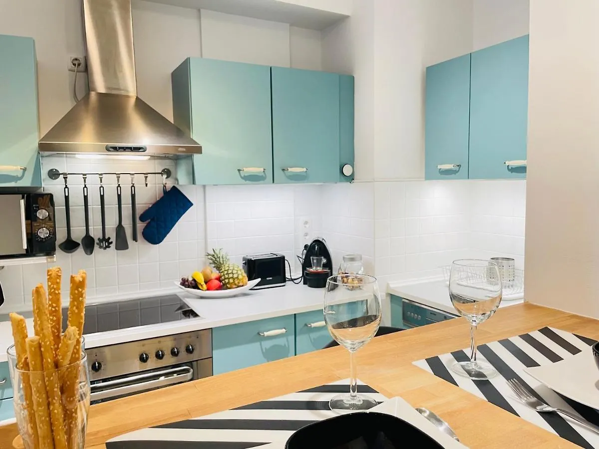 Peony Hollo Apartment - Free Garage Under The House Βουδαπέστη