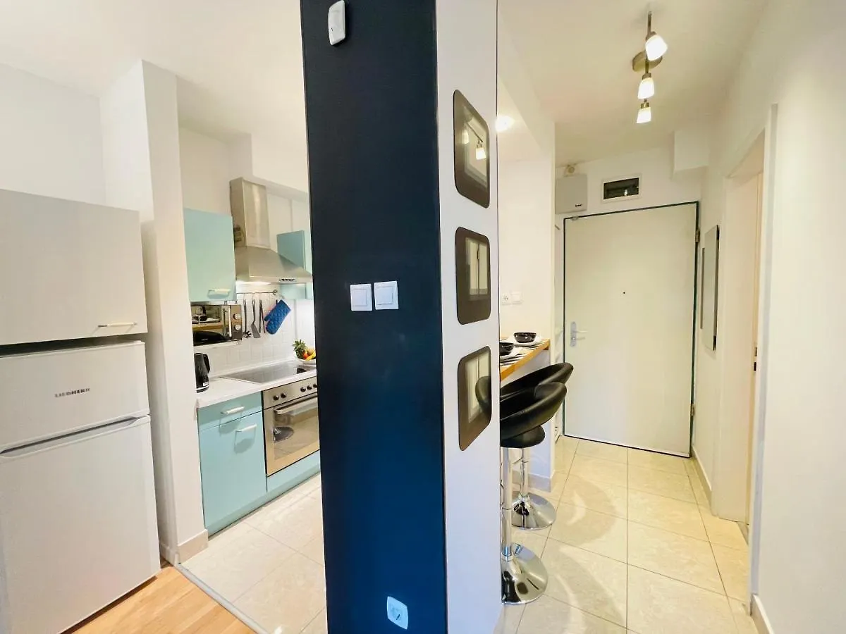 Peony Hollo Apartment - Free Garage Under The House Βουδαπέστη