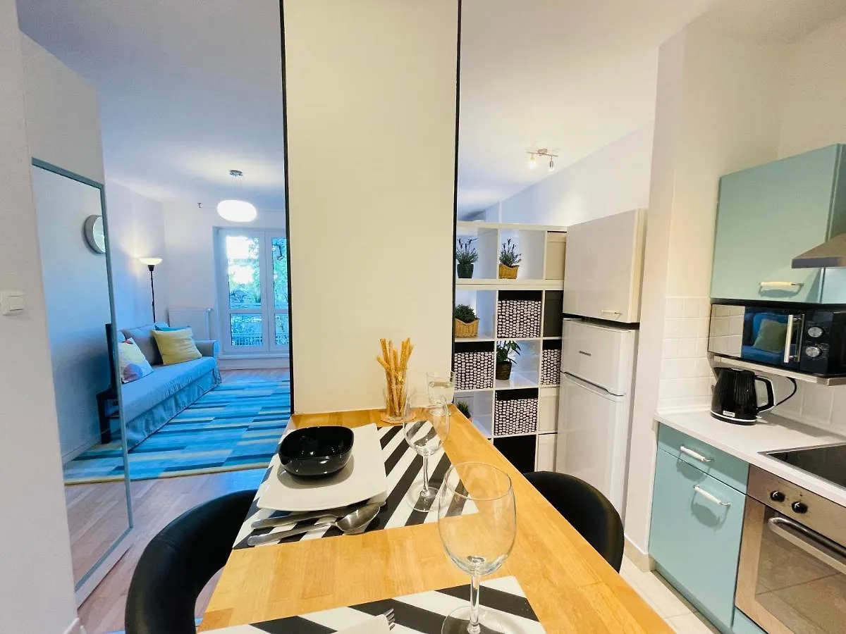 Peony Hollo Apartment - Free Garage Under The House Βουδαπέστη 0*,  Ουγγαρία