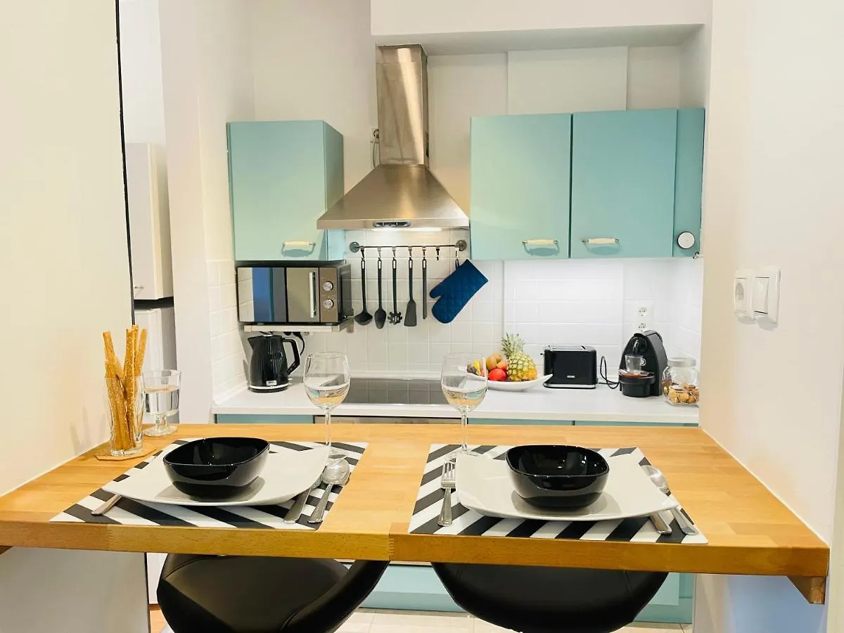 Peony Hollo Apartment - Free Garage Under The House Βουδαπέστη Ουγγαρία