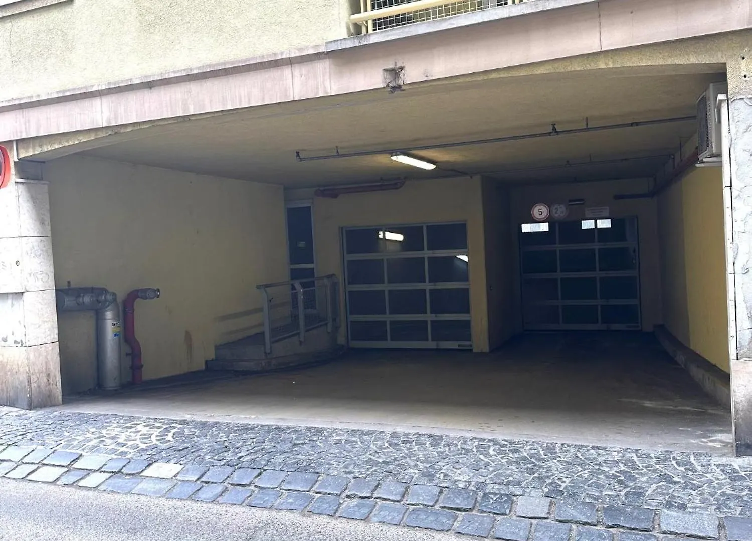 Peony Hollo Apartment - Free Garage Under The House Βουδαπέστη