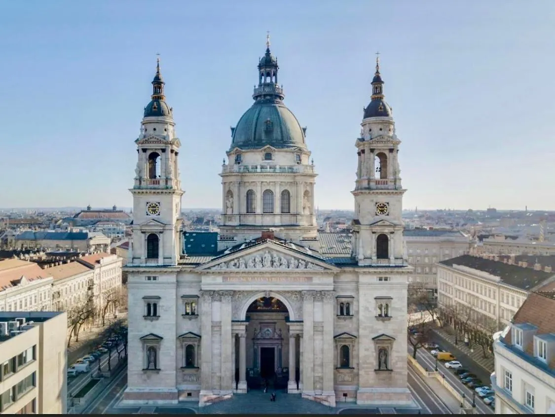Peony Hollo Apartment - Free Garage Under The House Budapest